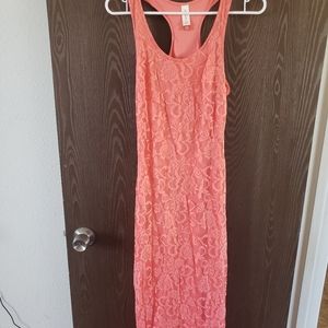 Any item with a  🌹 from my closet is 5 for $20! Long Lace Dress Size Small